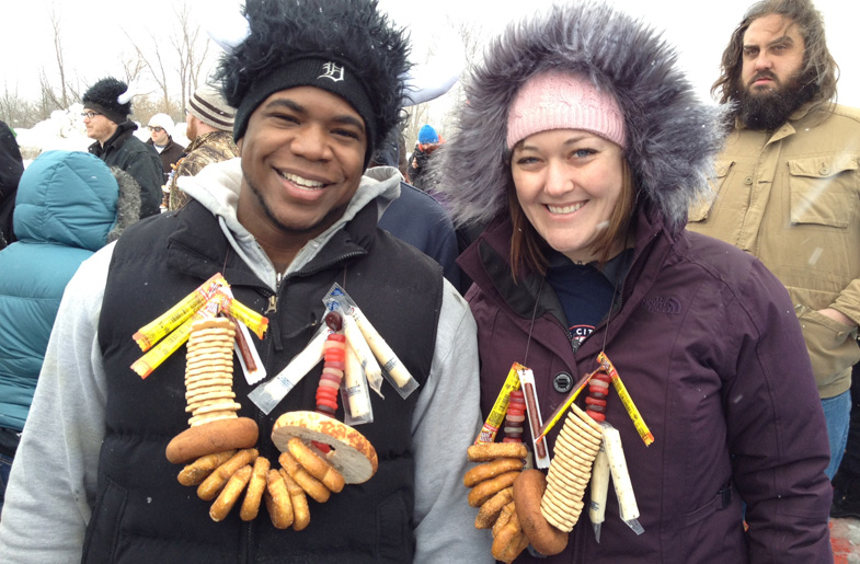 Pretzelaces